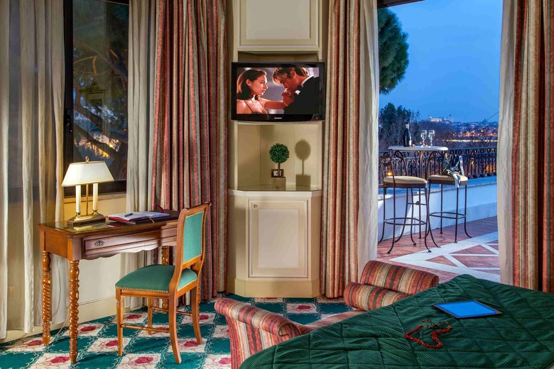 Hotel Donna Laura Palace