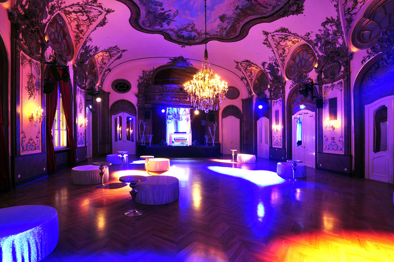 Hotel Deutsches Theater Downtown
