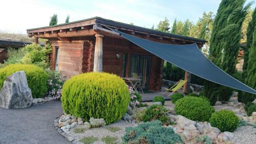 Hotel Les Chalets De Maramour