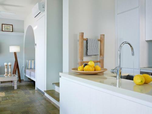 Paradisso Beach Villas