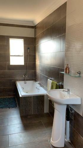 Hilands Peak B&B