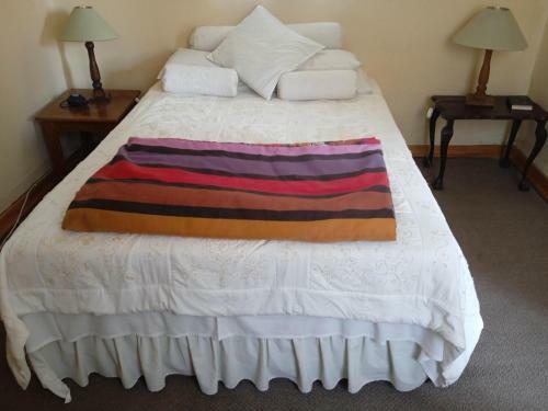 Hostal Golden Elephant Guest House