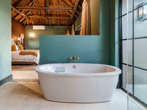 Lodge Ukuthula House