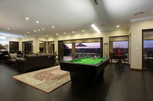 Lodge Buffalo Brooke