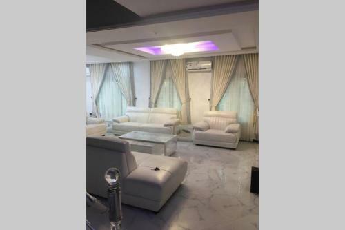 Premier Villa - Luxury 4 Bedroom Duplex