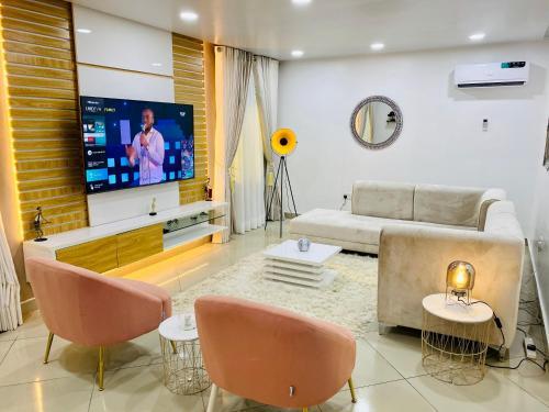 Shortlethomes - 5 Star Short Let Apartment In Lekki Phase 1
