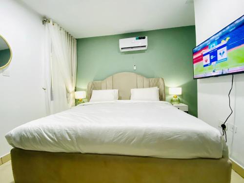 Shortlethomes - 5 Star Short Let Apartment In Lekki Phase 1