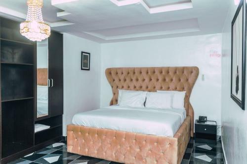 247 Luxury Hotel