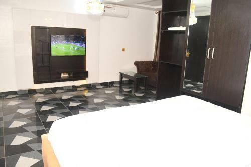 247 Luxury Hotel