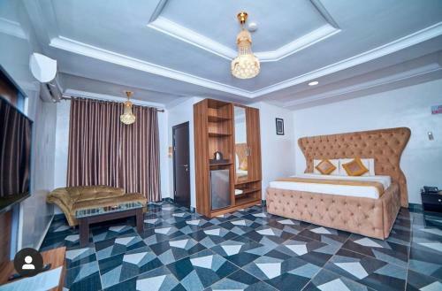 247 Luxury Hotel