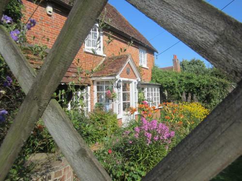 Bed & Breakfast Vine Cottage