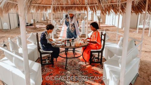 Ideal Desert Camp