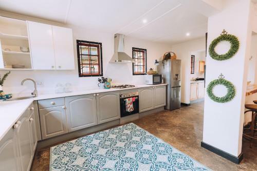 Miracle Mountain Cottage