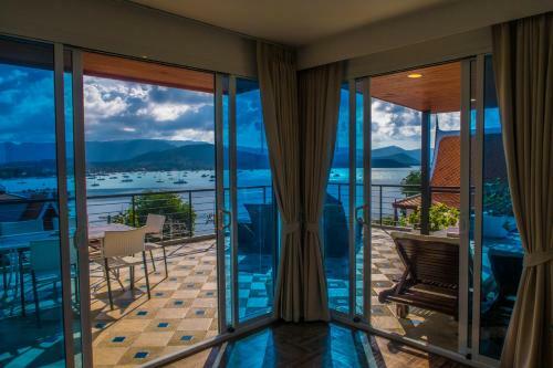 Celebrity Ocean View Villa