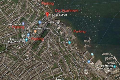 Large Central Falmouth Apartment With Views And Parking