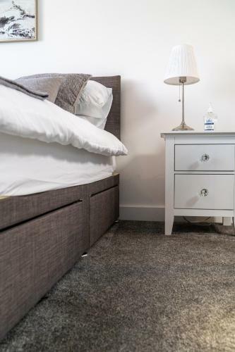 Wavecrest Cottage - Characterful 3 Bedroom Holiday Cottage