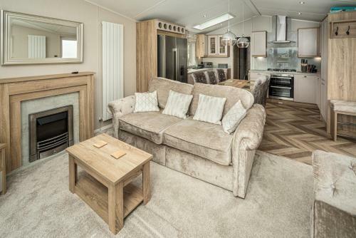 New Haven Lakeside Lodge, Nr Cartmel Racecourse