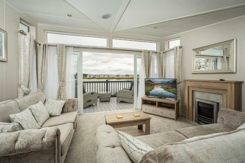 New Haven Lakeside Lodge, Nr Cartmel Racecourse
