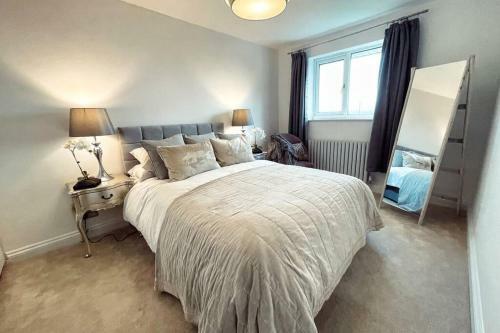 3 Bed Modern Design House Near Beach And Arundel