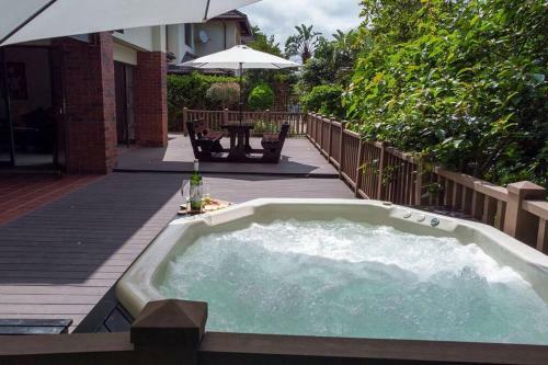 Marula Mews T17 Villa - Selborne Golf Estate