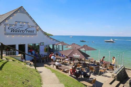 Bay - Brambles Chine, Colwell Bay Newly Refurbished