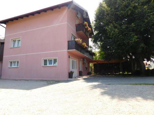 Hostal House Vukovic