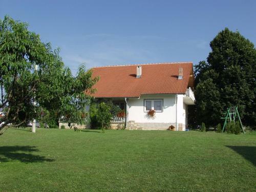 Hostal The White House