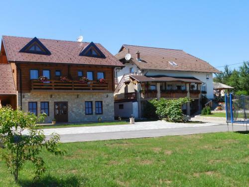 Hostal Guesthouse Sara