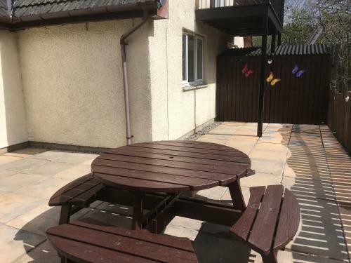 Apartamento Riverbank Cottage