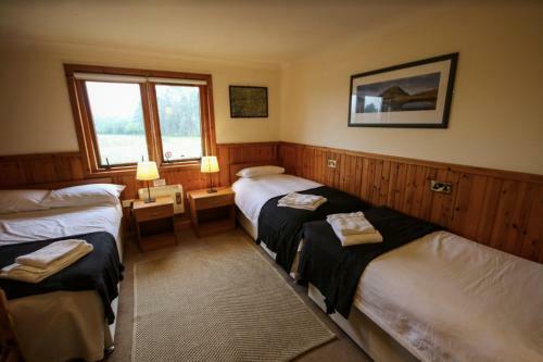 Hotel Roam West