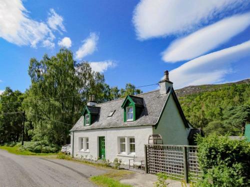 Curin Cottage