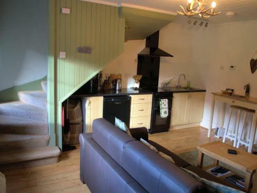 Rosemount Bothy - Highland Cottage