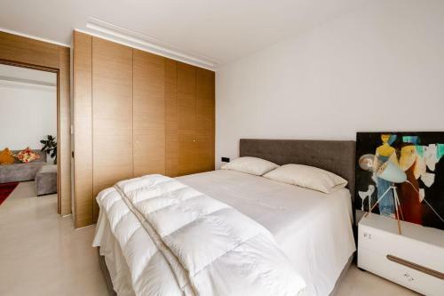 Apartamento Lovely "findy 101" With Free Parking