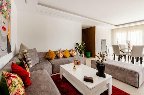 Apartamento Lovely "findy 101" With Free Parking