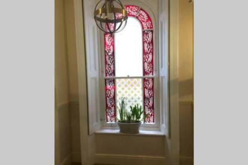 Trendy Apartment Close To Gloucester Quays/docks