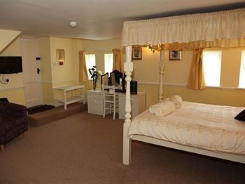 Hostal Burnley House