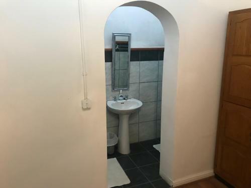 Hostal Towerzicht Guest House
