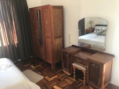 Hostal Towerzicht Guest House