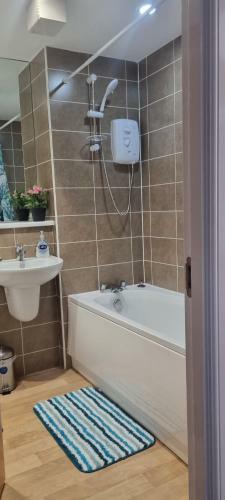 Apartamento Lovely 2-bedroom Flat With Free Parking