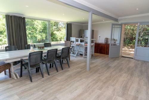 The Glen - Home On The Knysna Lagoon