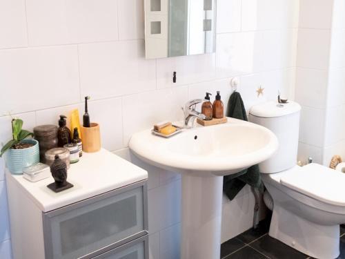 Apartamento Pass The Keys Trendy West End 1-bed, Sleeps 2