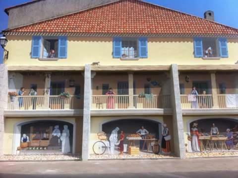 Hostal Les Chambres De Solli�s