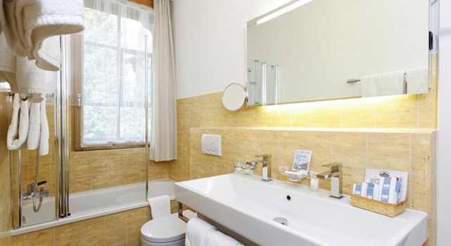 Schweizerhaus Swiss Quality Hotel