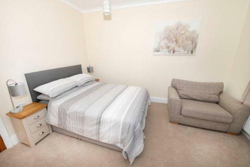 The Bungalow At Seaway's, Sleeps 11 +