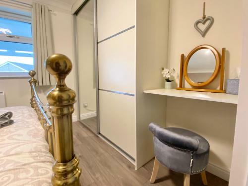 Bijou Abode- Driffield - Bungalow And Secure Cabin