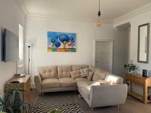 Apartamento Picturesque Flat Surrounded By Stunning Gardens