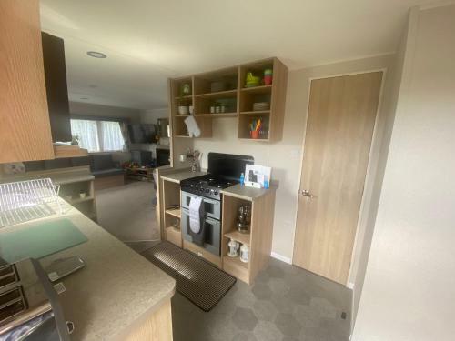 Havens Combe Haven Holiday Park Caravan Hire - The Ridge 275