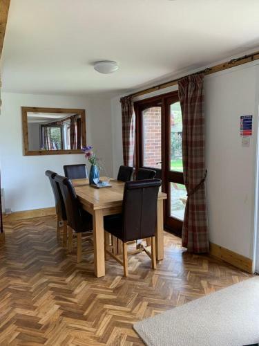 Charming & Spacious Holiday Home