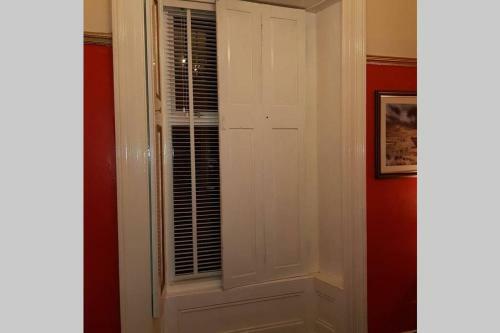 Apartamento Town Centre Ground Floor Flat 2 Bathrooms One En-suite