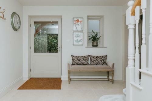 Hayward House, Hot Tub, Large Garden